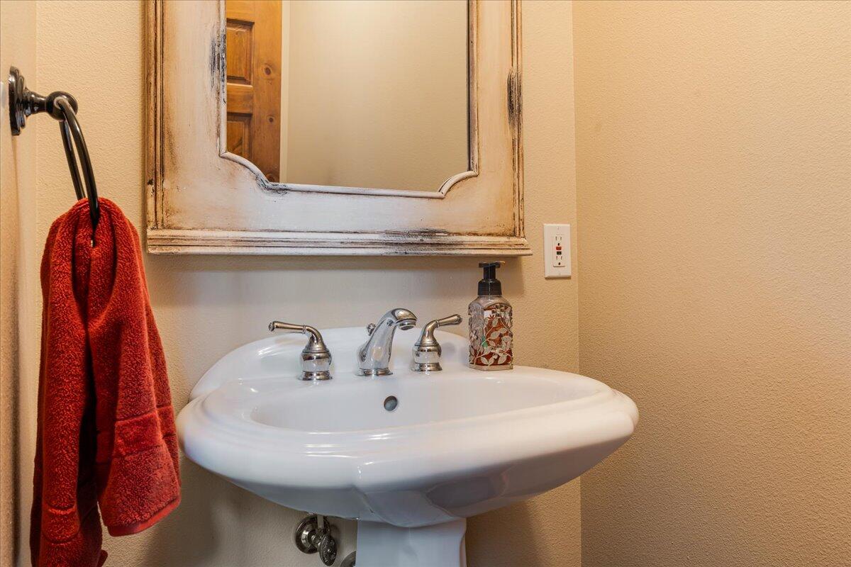 Fairway Crest Village - Residential