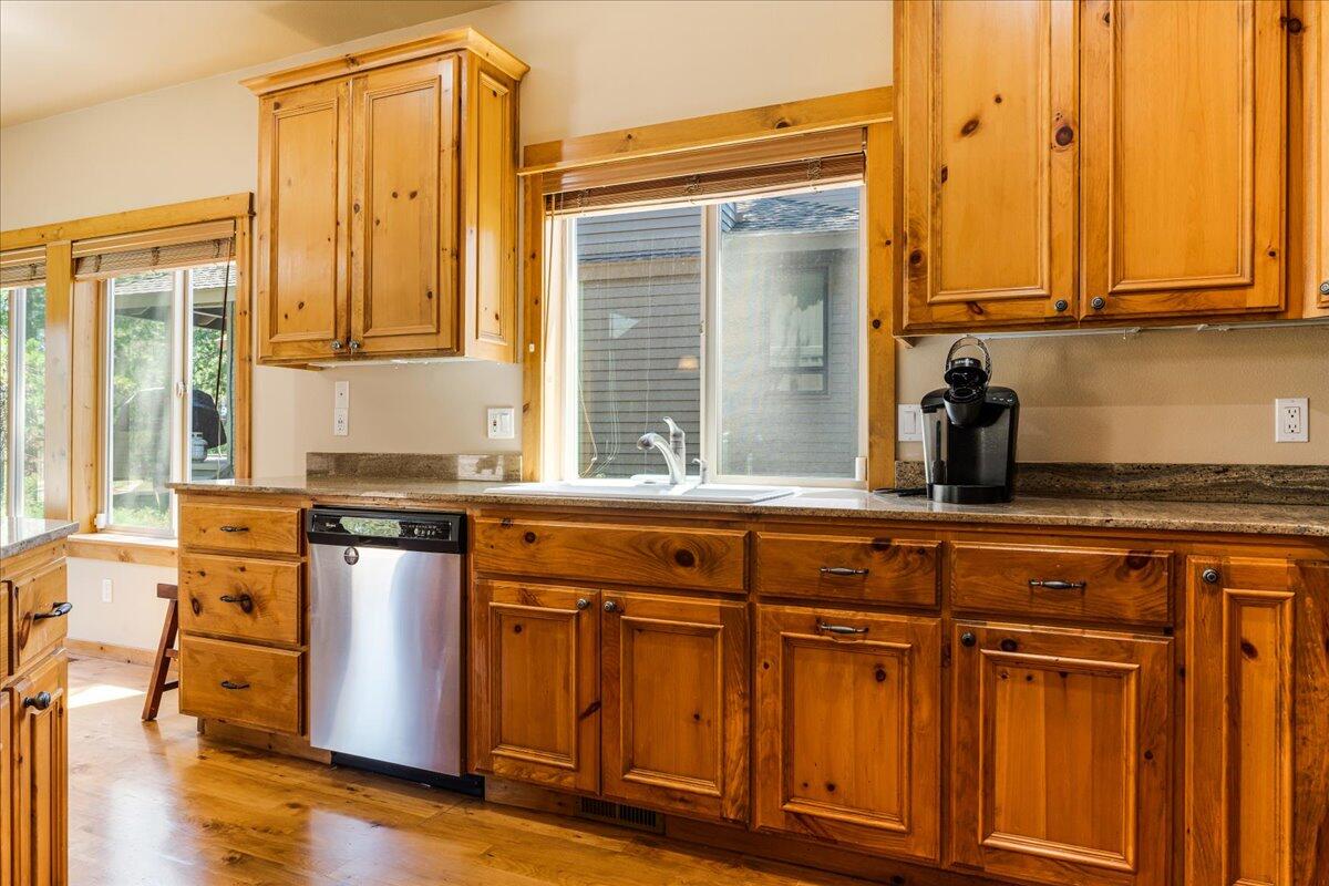 Fairway Crest Village - Residential