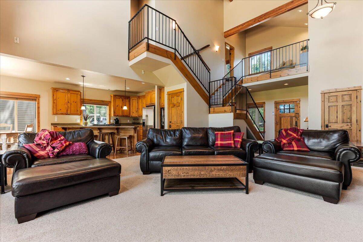 57670 Cottonwood Lane 8