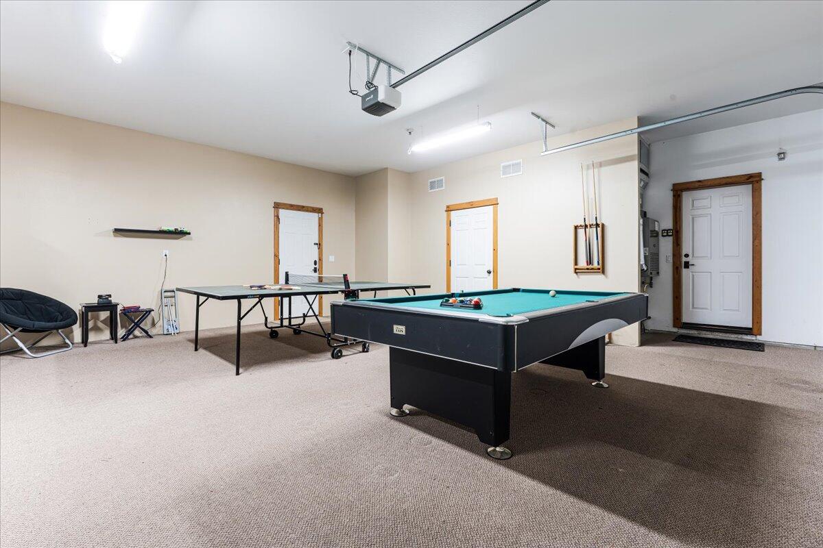 Fairway Crest Village - Residential