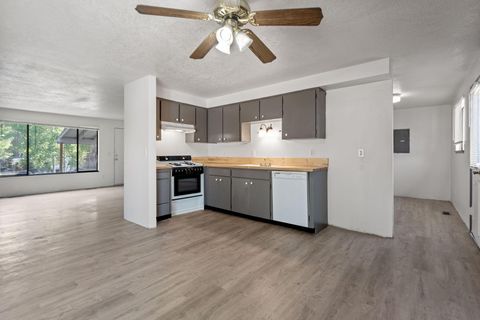 Tiny photo for 15994 Camino De Oro, La Pine, OR 97739 (MLS # 220205689)