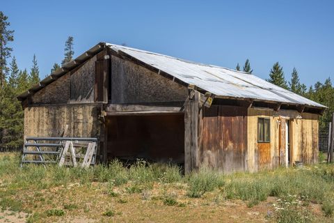 Tiny photo for 15994 Camino De Oro, La Pine, OR 97739 (MLS # 220205689)