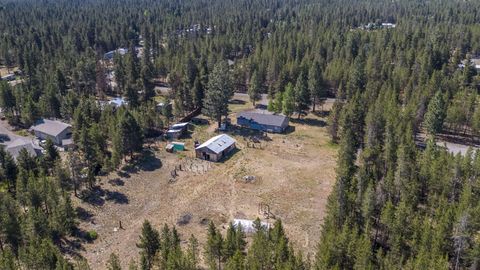 Tiny photo for 15994 Camino De Oro, La Pine, OR 97739 (MLS # 220205689)