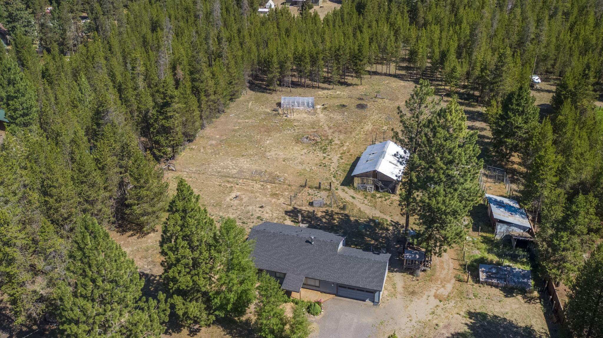 Terra De Oro Est - Residential