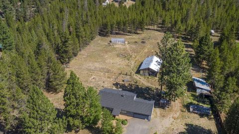 Tiny photo for 15994 Camino De Oro, La Pine, OR 97739 (MLS # 220205689)