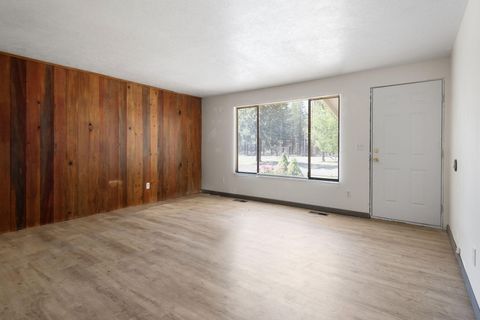Tiny photo for 15994 Camino De Oro, La Pine, OR 97739 (MLS # 220205689)