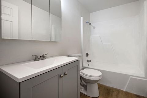 Tiny photo for 15994 Camino De Oro, La Pine, OR 97739 (MLS # 220205689)