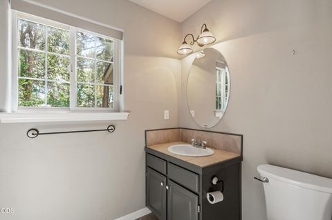 Tiny photo for 677 Cedar Wood Drive, Eagle Point, OR 97524 (MLS # 220224587)