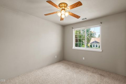 Tiny photo for 677 Cedar Wood Drive, Eagle Point, OR 97524 (MLS # 220224587)