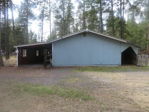 Tiny photo for 15680 Paulina Avenue, La Pine, OR 97739 (MLS # 220207862)