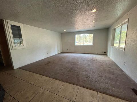 Tiny photo for 15680 Paulina Avenue, La Pine, OR 97739 (MLS # 220207862)