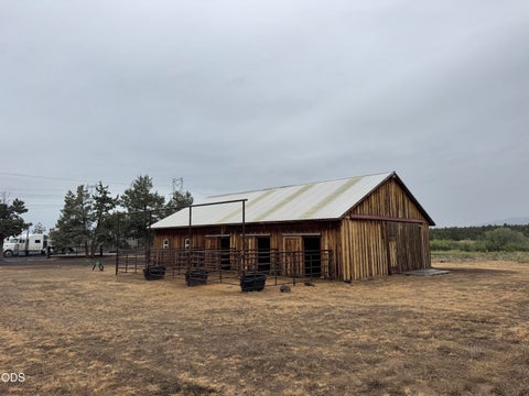 Tiny photo for 7995 SW Houston Lake Road, Powell Butte, OR 97753 (MLS # 220223053)