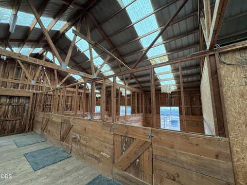 Tiny photo for 7995 SW Houston Lake Road, Powell Butte, OR 97753 (MLS # 220223053)