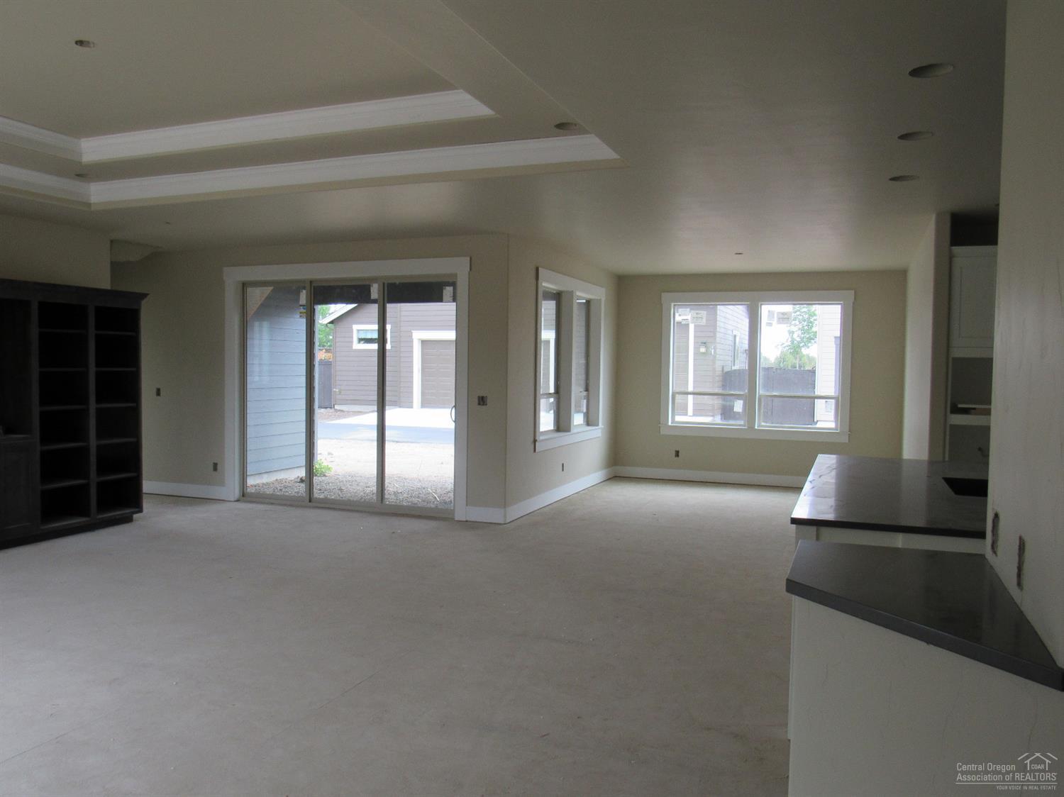 Lava Ridges - Residential