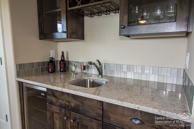 Lava Ridges - Residential