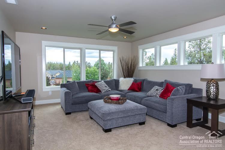 Lava Ridges - Residential