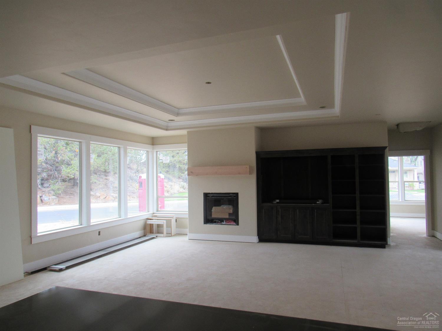 Lava Ridges - Residential