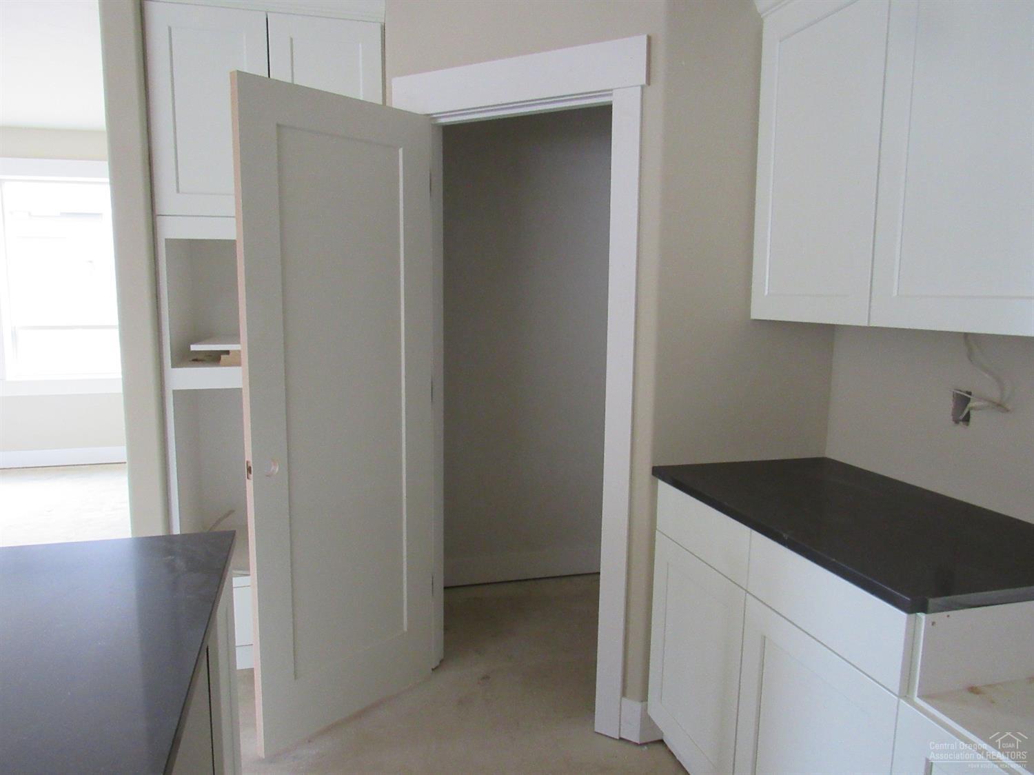 Lava Ridges - Residential