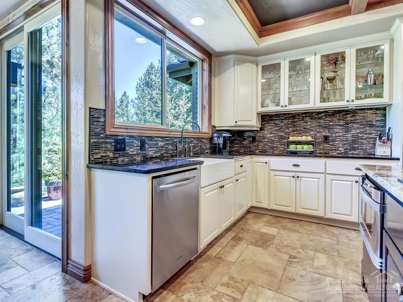 Broken Top - Residential