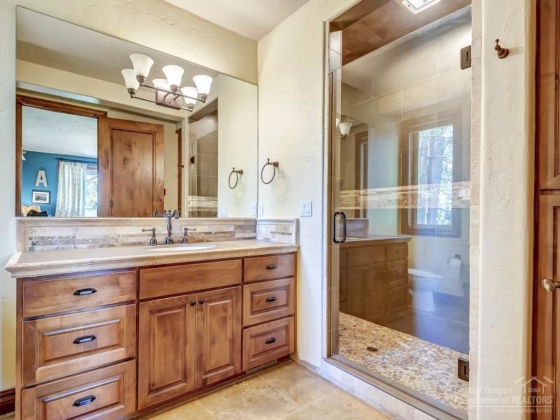 Broken Top - Residential