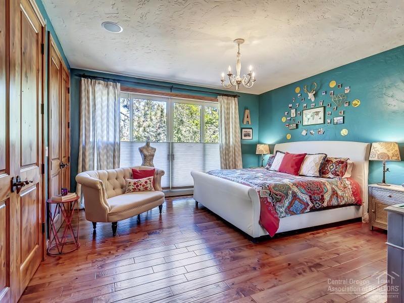 Broken Top - Residential