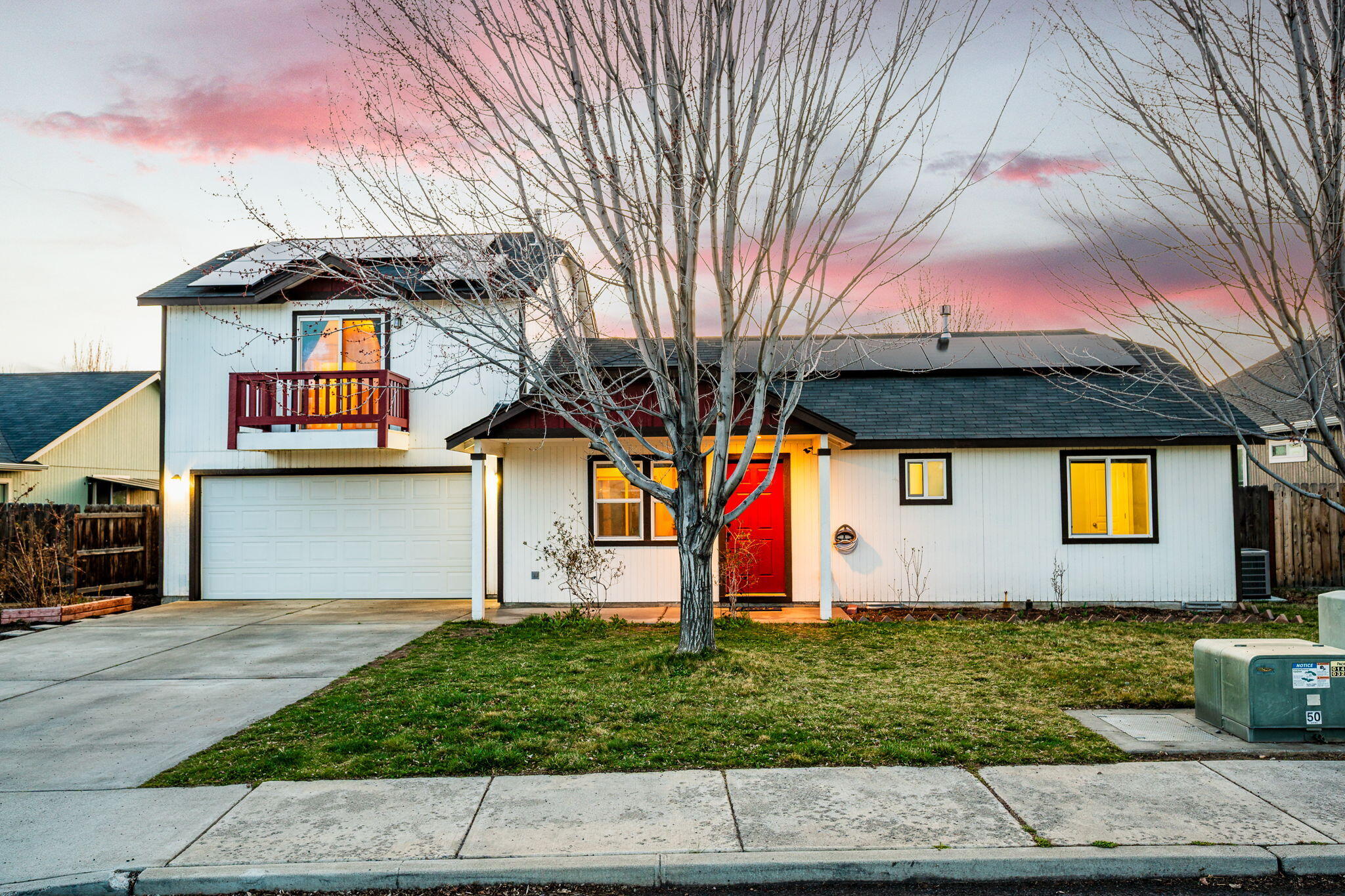 2461 NE 5th Street