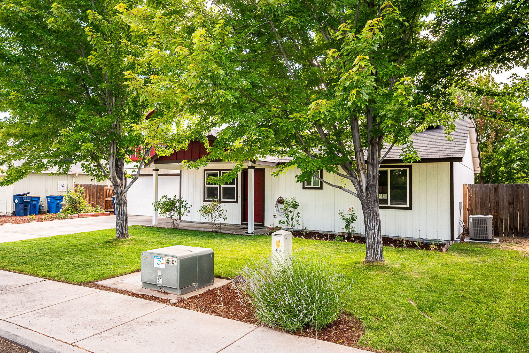 2461 NE 5th Street