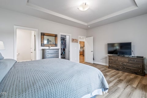 Tiny photo for 4898 SW Zenith Avenue, Redmond, OR 97756 (MLS # 220224321)