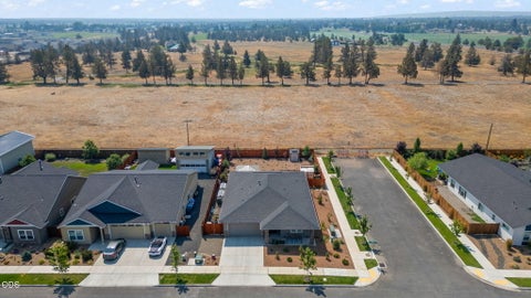 Tiny photo for 4898 SW Zenith Avenue, Redmond, OR 97756 (MLS # 220224321)