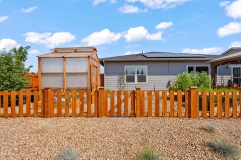 Tiny photo for 4898 SW Zenith Avenue, Redmond, OR 97756 (MLS # 220224321)