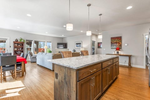 Tiny photo for 4898 SW Zenith Avenue, Redmond, OR 97756 (MLS # 220224321)