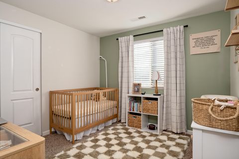 Tiny photo for 3617 Cedar Links Drive, Medford, OR 97504 (MLS # 220214221)