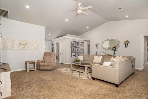 Tiny photo for 3617 Cedar Links Drive, Medford, OR 97504 (MLS # 220214221)