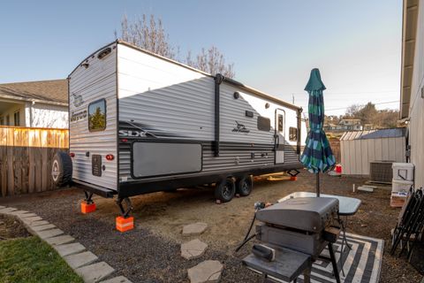 Tiny photo for 3617 Cedar Links Drive, Medford, OR 97504 (MLS # 220214221)