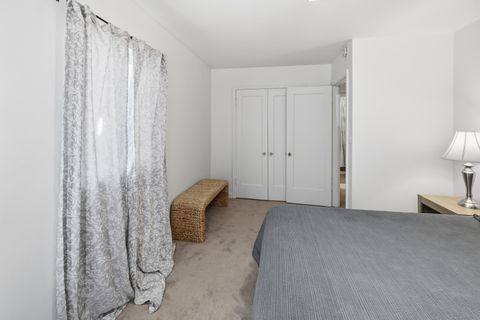 Tiny photo for 425 SW 12th Street, Redmond, OR 97756 (MLS # 220213102)