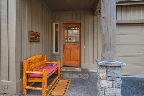 Tiny photo for 57414 Sun Eagle Lane #4, Sunriver, OR 97707 (MLS # 220217002)