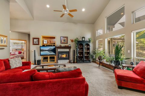 Tiny photo for 11173 SW Yates Court, Powell Butte, OR 97753 (MLS # 220214067)