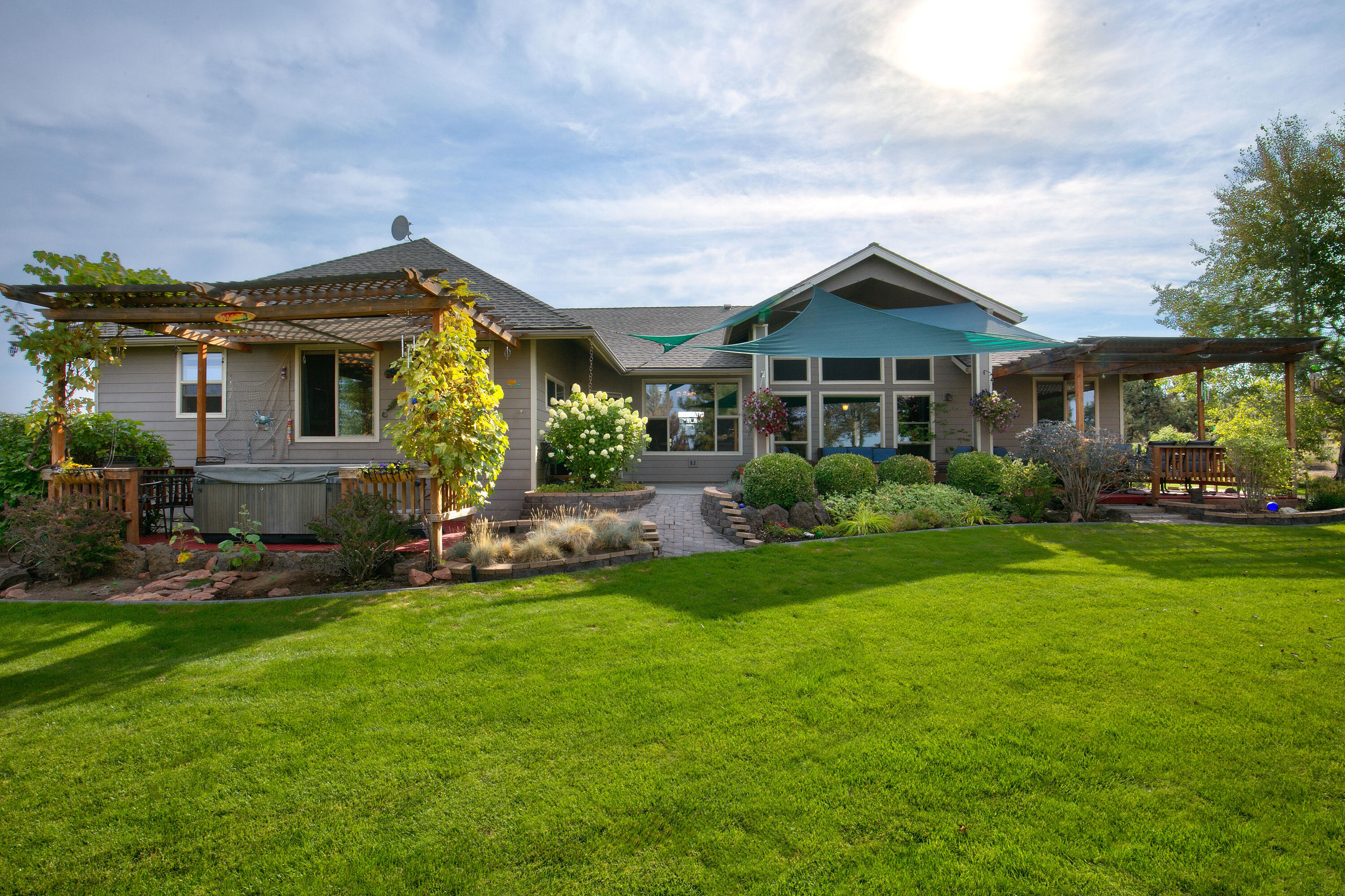 11173 SW Yates Court