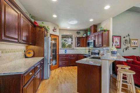 Tiny photo for 11173 SW Yates Court, Powell Butte, OR 97753 (MLS # 220214067)