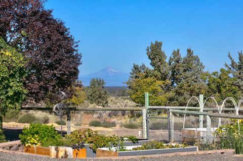 Tiny photo for 11173 SW Yates Court, Powell Butte, OR 97753 (MLS # 220214067)