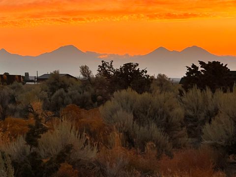 Tiny photo for 11173 SW Yates Court, Powell Butte, OR 97753 (MLS # 220214067)