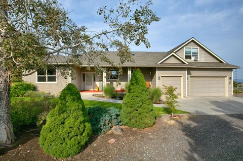 Tiny photo for 11173 SW Yates Court, Powell Butte, OR 97753 (MLS # 220214067)