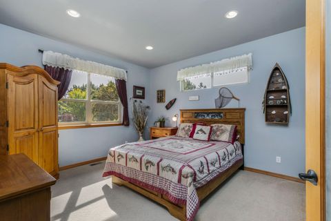 Tiny photo for 11173 SW Yates Court, Powell Butte, OR 97753 (MLS # 220214067)
