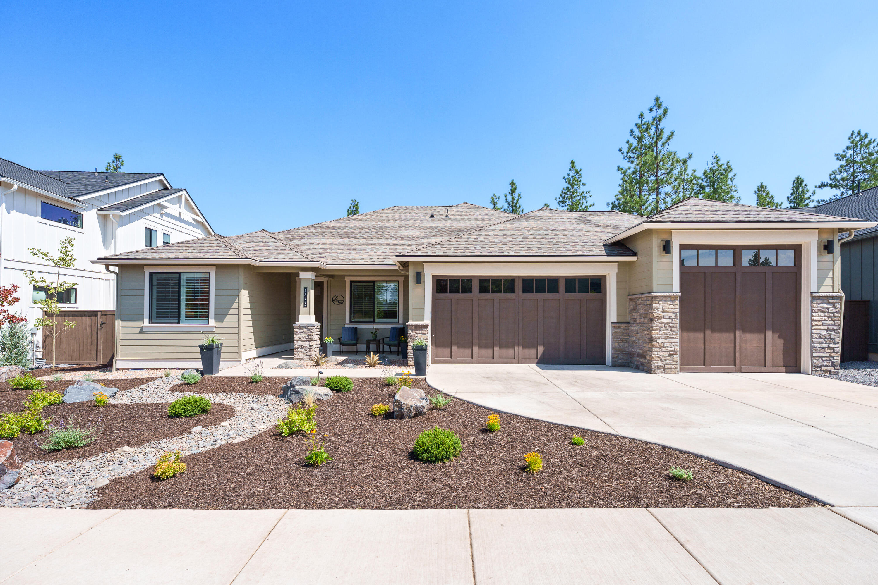 1433 NW Ochoa Drive