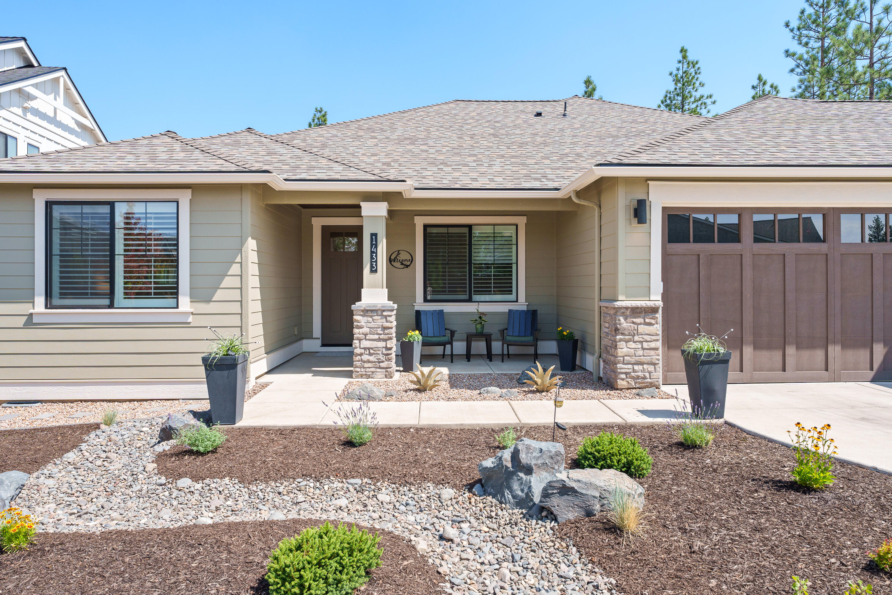 1433 NW Ochoa Drive