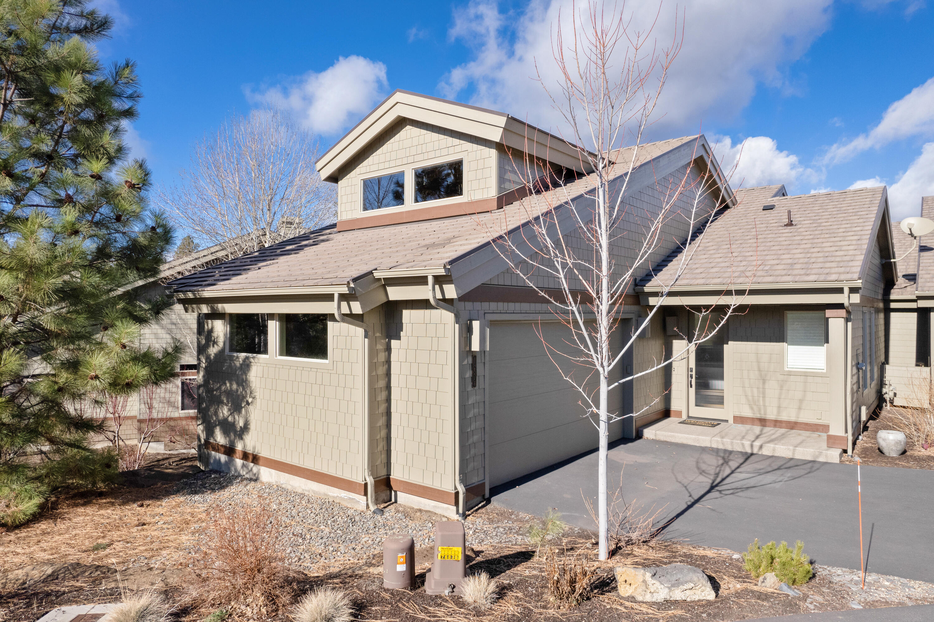 Broken Top - Residential