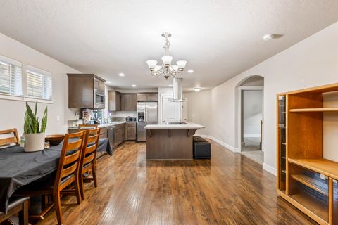 Tiny photo for 3177 NE Coho Street, Bend, OR 97701 (MLS # 220212521)