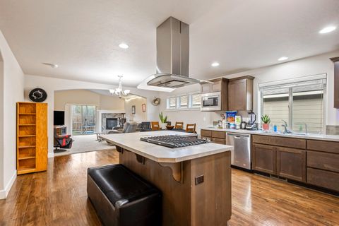 Tiny photo for 3177 NE Coho Street, Bend, OR 97701 (MLS # 220212521)