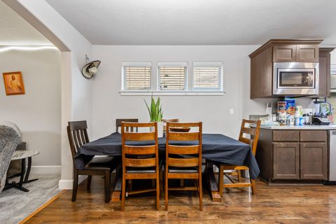 Tiny photo for 3177 NE Coho Street, Bend, OR 97701 (MLS # 220212521)