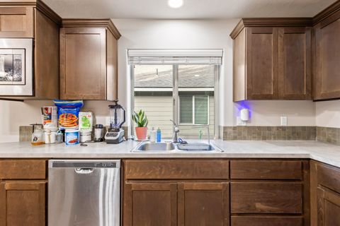 Tiny photo for 3177 NE Coho Street, Bend, OR 97701 (MLS # 220212521)